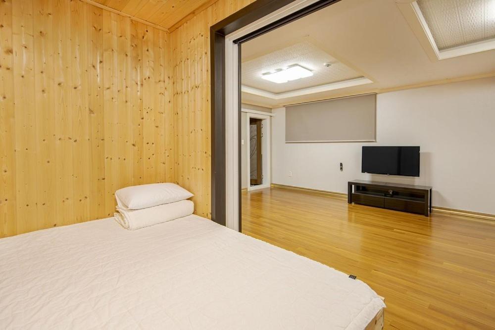 Boryeong Daecheon Sun And Moon Pension Zimmer foto